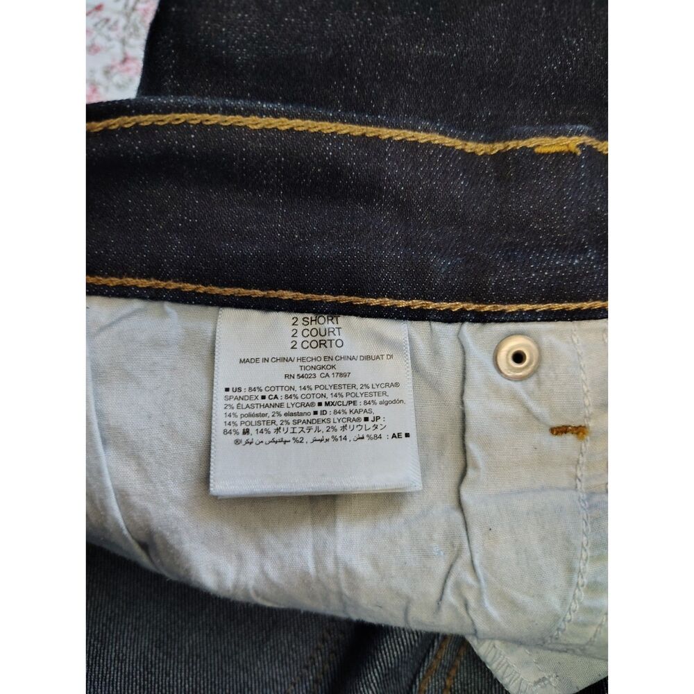 Old Navy Curvy Profile Mid Rise Bootcut Dark Wash Jeans Women's Size 2 Short - Picture 7 of 7